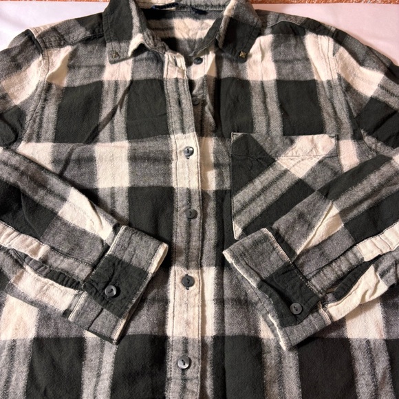 Zara Button-Up Collared Shirt Long Sleeve Cuff Plaid Flannel Black White Size XS - Picture 10 of 14